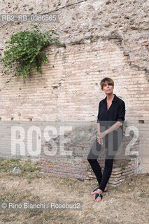 Rome July 24, 2021..Nathalie Léger French writer, author of essays and novels featuring artists, photographed in Rome at the Palatine Stadium/Nathalie Léger scrittrice francese autrice di saggi e romanzi che hanno come protagoniste artiste, fotograta a Roma nello Stadio Palatino. ©Rino Bianchi/Rosebud2