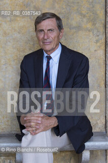 Rome September 9, 2021..Alberto Mantovani pathologist, immunologist, scientific popularizer and Italian academic, considered one of the most influential Italian scientists in his field, photographed in Rome in the spaces of Villa Medici, seat of the French Academy/Alberto Mantovani patologo, immunologo, divulgatore scientifico e accademico italiano, considerato uno dei più influenti scienziati italiani del suo campo, fotografato a Roma negli spazi di Villa Medici sede dellAccademia di Francia. ©Rino Bianchi/Rosebud2