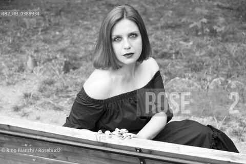 Rome June 30, 2021..Valentina Farinaccio, writer, journalist and music critic photographed in Rome in the park of Villa Sciarra/Valentina Farinaccio, scrittrice, giornalista e critico musicale fotografata a Roma nel parco di Villa Sciarra. ©Rino Bianchi/Rosebud2