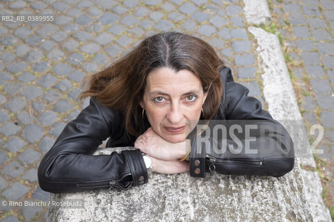 Rome May 2, 2022..Chiara Mezzalama, writer, translator and psychotherapist, photographed in Rome near the Tiberina Island/Chiara Mezzalama, scrittrice, traduttrice e psicoterapeuta, fotografata a Roma nei pressi dellIsola Tiberina. ©Rino Bianchi/Rosebud2