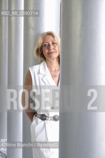 Rome June 29, 2022..Federica De Paolis, writer, dialogue writer and television author, winner of the second edition of the DeA Planeta Award under the pseudonym of Paola Punturieri, photographed in Rome in the MAXXI spaces/Federica De Paolis, scrittrice, dialoghista ed autrice televisiva, vincitricw dlla seconda edizione del Premio  DeA Planeta con lo pseudonimo di Paola Punturieri, fotografata a Roma nefli spazi del MAXXI. ©Rino Bianchi/Rosebud2