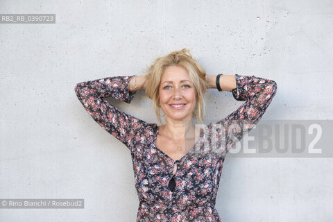 Rome June 29, 2022..Federica De Paolis, writer, dialogue writer and television author, winner of the second edition of the DeA Planeta Award under the pseudonym of Paola Punturieri, photographed in Rome in the MAXXI spaces/Federica De Paolis, scrittrice, dialoghista ed autrice televisiva, vincitricw dlla seconda edizione del Premio  DeA Planeta con lo pseudonimo di Paola Punturieri, fotografata a Roma nefli spazi del MAXXI. ©Rino Bianchi/Rosebud2