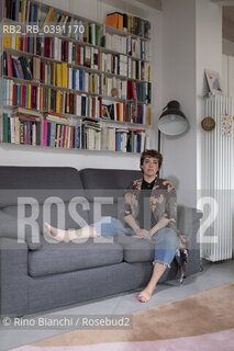 Turin September 2, 2022..Gabriella Dal Lago writer and art curator photographed in her home in the Vanchiglia district in Turin/Gabriella Dal Lago scrittrice e curatrice darte fotografata nella sua abitazione nel quartiere Vanchiglia a Torino. ©Rino Bianchi/Rosebud2