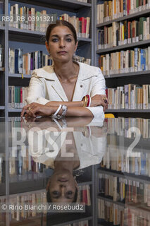 Rome September 20, 2022..Nilanjana Sudeshna Jhumpa Lahiri American writer of Indian origin, Pulitzer Prize in 1999, photographed in Rome in the rooms of the Casa delle letterature/Nilanjana Sudeshna  Jhumpa  Lahiri scrittrice americana di origine indiana, Premio Pulitzer nel 1999, fotografata a Roma negli ambienti della Casa delle Letterature. ©Rino Bianchi/Rosebud2