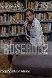 Rome September 20, 2022..Nilanjana Sudeshna Jhumpa Lahiri American writer of Indian origin, Pulitzer Prize in 1999, photographed in Rome in the rooms of the Casa delle letterature/Nilanjana Sudeshna  Jhumpa  Lahiri scrittrice americana di origine indiana, Premio Pulitzer nel 1999, fotografata a Roma negli ambienti della Casa delle Letterature. ©Rino Bianchi/Rosebud2