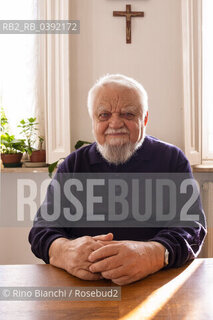 Turin March 10, 2023..Enzo Bianchi Christian monk and essayist, founder of the monastic community of Bose, in Magnano, of which he was prior until January 2017, photographed in Turin in the Mongreno house/Enzo Bianchi monaco cristiano e saggista, fondatore della Comunità monastica di Bose, a Magnano, della quale è stato priore sino al gennaio 2017, fotografato a Torino nella casa di Mongreno. ©Rino Bianchi/Rosebud2