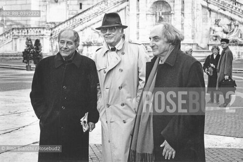 Rome February 5, 1993..The directors Gillo Pontecorvo with Francesco Rosi and Citto Maselli photographed at Piazza del Campidoglio in Rome/I registi Gillo Pontecorvo con Francesco Rosi e Citto Maselli fotografati in Piazza del campidoglio a Roma.. ©Rino Bianchi/Rosebud2