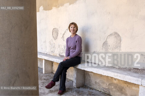 Rome April 6, 2023..Elvira Mujčić Bosnian-Serb writer, translator photographed in Rome, in the park of Villa Borghese/Elvira Mujčić scrittrice serbo-bosniaca, traduttrice fotografata a Roma, nel parco di Villa Borghese. ©Rino Bianchi/Rosebud2