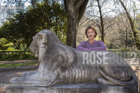 Rome April 6, 2023..Elvira Mujčić Bosnian-Serb writer, translator photographed in Rome, in the park of Villa Borghese/Elvira Mujčić scrittrice serbo-bosniaca, traduttrice fotografata a Roma, nel parco di Villa Borghese. ©Rino Bianchi/Rosebud2