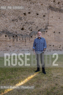 Rome Juli 3, 2023..Fernando Aramburu, philologist, writer, exponent of the New Spanish narrative, considered among the most important living Spanish writers, photographed in Rome in the park of the Palatine Stadium/Fernando Aramburu, filologo, scrittore, esponente della Nuova narrativa spagnola, considerato tra i più importanti scrittori spagnoli viventi, fotografato a Roma nel parco dello Stadio Palatino ©Rino Bianchi/Rosebud2