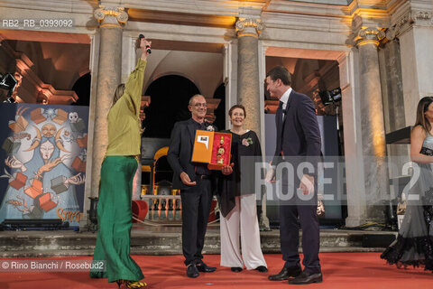 Rome Juli 6, 2023..Strega Award 2023 LXXVII edition. Alfredo Favi, collects the Strega prize won by Ada dAdamo, with Loretta Santini, Elena Stancanelli and Giuseppe DAvino/Premio Strega 2023 LXXVII edizione. Alfredo Favi, ritira il premio Strega vinto da Ada dAdamo, con Loretta Santini, Elena Stancanelli, Giuseppe DAvino. ©Rino Bianchi/Rosebud2