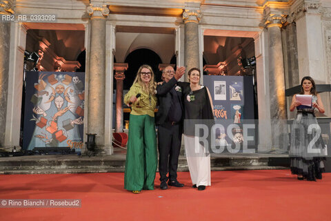 Rome Juli 6, 2023..Strega Award 2023 LXXVII edition. Alfredo Favi, collects the Strega prize won by Ada dAdamo, with Loretta Santini, Elena Stancanelli and Giuseppe DAvino/Premio Strega 2023 LXXVII edizione. Alfredo Favi, ritira il premio Strega vinto da Ada dAdamo, con Loretta Santini, Elena Stancanelli, Giuseppe DAvino. ©Rino Bianchi/Rosebud2