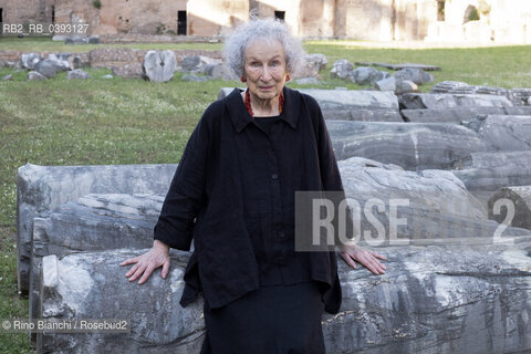 Rome Juli 5, 2023..Margaret Eleanor Atwood Canadian poet, writer, literary critic, essayist, teacher, environmental activist and inventor, photographed in Rome inside the Stadio Palatino/Margaret Eleanor Atwood poetessa, scrittrice, critica letteraria, saggista, insegnante, attivista ambientale ed inventrice canadese, fotografata a Roma allinterno dello Stadio Palatino ©Rino Bianchi/Rosebud2