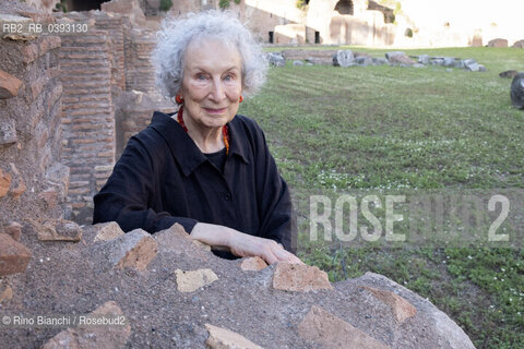 Rome Juli 5, 2023..Margaret Eleanor Atwood Canadian poet, writer, literary critic, essayist, teacher, environmental activist and inventor, photographed in Rome inside the Stadio Palatino/Margaret Eleanor Atwood poetessa, scrittrice, critica letteraria, saggista, insegnante, attivista ambientale ed inventrice canadese, fotografata a Roma allinterno dello Stadio Palatino ©Rino Bianchi/Rosebud2