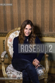 Turin November 30, 2024..Viola Ardone, writer, teacher of Italian and Latin, collaborator of La Repubblica and La Stampa, photographed in Turin in the rooms of the Circolo dei lettori during the Festival del classico/Viola Ardone, scrittrice, docente di lingua italiana e latina, collaboratrice de La Repubblica e La Stampa, fotografata a Torino negli ambienti del Circolo dei lettori durante il Festival del classico. ©Rino Bianchi/Rosebud2