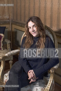 Turin November 30, 2024..Viola Ardone, writer, teacher of Italian and Latin, collaborator of La Repubblica and La Stampa, photographed in Turin in the rooms of the Circolo dei lettori during the Festival del classico/Viola Ardone, scrittrice, docente di lingua italiana e latina, collaboratrice de La Repubblica e La Stampa, fotografata a Torino negli ambienti del Circolo dei lettori durante il Festival del classico. ©Rino Bianchi/Rosebud2