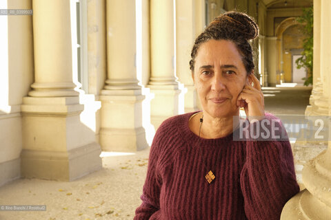 Vercelli November 21, 2024..Gabriella Ghermandi singer, performer, writer of novels and short stories, photographed in the rooms of the University of Eastern Piedmont (UPO) during the conference Deconstructing the Racial Imagination in Italy (1930-20/Gabriella Ghermandi cantante, performer, scrittrice di romanzi e racconti, fotografata negli ambienti dellUniversità del Piemonte Orientale(UPO) durante il convegno Decostruire limmaginazione razziale in Italia(1930-2020) ©Rino Bianchi/Rosebud2