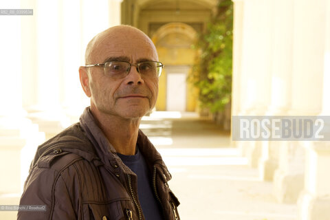 Vercelli November 22, 2024..Marco Pustianaz, professor of English literature, theatre and performance at the University of Eastern Piedmont, essayist, has been dealing with queer theories and gender studies since the 1990s, photographed in the spaces of the University of Eastern Piedmont (UPO) during the conference Deconstructing the Racial Imaginary in Italy (1930-2020)./Marco Pustianaz docente letteratura inglese, teatro e performance presso lUniversità del Piemonte Orientale, saggista, dagli anni 90 si occupa di teorie queer e studi di genere, fotografato negli spazi dellUniversitò del Piemonte Orientale(UPO) durante il convegno Decostruire limmaginario razziale in Italia(1930-2020). ©Rino Bianchi/Rosebud2