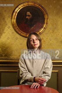 Turin October 22, 2025..Anja Boato, a writer and film expert, collaborates with the Venice Film Festival and writes for the digital literature magazine Il Rifugio dell’Ircocervo, photographed in Turin at the Circolo dei lettori/Anja Boato scrittrice, esperta di cinema,  collabora con la Mostra del Cinema di Venezia e scrive per la rivista digitale di letteratura Il Rifugio dell’Ircocervo fotografata a Torino negli ambienti del Circolo dei lettori. ©Rino Bianchi/Rosebud2