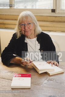 Turin November 15, 2025..Vivian Lamarque, born Vivian Provera Pellegrinelli Comba, Italian poet, writer, and translator, photographed in the Circolo dei lettori rooms during the Radici Festival/Vivian Lamarque, nata Vivian Provera Pellegrinelli Comba, poetessa, scrittrice, traduttrice italiana, fotografata negli ambienti del Circolo dei lettori durante il Radici Festival. ©Rino Bianchi/Rosebud2