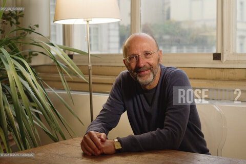 Turin November 15, 2025..Mauro Covacich, writer and contributor to Corriere della Sera, photographed in Turin at the Circolo dei lettori during the Radici Festival/Mauro Covacich, scrittore e autore, collaboratore del Corriere della Sera, fotografatoa Torino negli spazi del Circolo dei lettori durante il Festival Radici. ©Rino Bianchi/Rosebud2