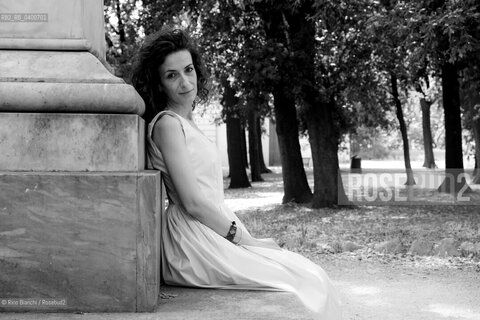 Rome June 10, 2017..Elisa Donzelli, poet and literary critic, photographed in Rome in the park of Villa Torlonia/Elisa Donzelli, poetessa e critica letteraria, fotografata a Roma nel parco di Villa Torlonia.. ©Rino Bianchi/Rosebud2