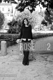 Rome February 10, 2017..Gaia Manzini, Italian writer, who made his debut in 2009 with the collection of stories of Nudo di famiglia (Fandango, Chiara Prize finalist), photographed in Rome in the park of Villa Celimontana/Gaia Manzini, scrittrice italiana, che ha esordito nel 2009 con la raccolta di racconti Nudo di famiglia (Fandango, finalista premio Chiara), fotografata a Roma nel parco di Villa Celimontana. . ©Rino Bianchi/Rosebud2