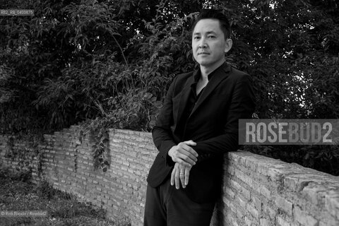 Rome July 13, 2017..Viet Thanh Nguyen, a US-born Vietnamese writer, Pulitzer Prize for fiction with her debut novel The sympathizer, photographed in Rome in the Basilica of Massenzio/Viet Thanh Nguyen, scrittore vietnamita naturalizzato statunitense, Premio Pulitzer per la narrativa con il suo romanzo desordio Il simpatizzante, fotografato a Roma nella Basilica di Massenzio.. ©Rino Bianchi/Rosebud2