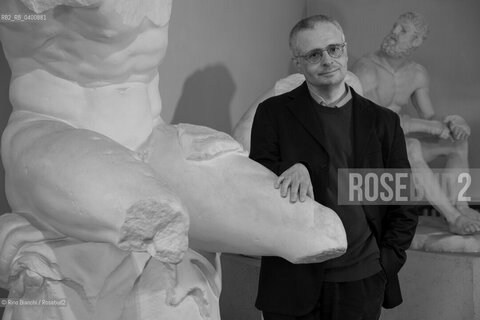 Rome April 11, 2019..Camillo Neri, professor of Greek Language and Literature at the University of Bologna, philologist, Greek scholar, member of the international team of the «Année Philologique» and of the Study Center «The permanence of the classic», co-director of the journal «Eikasmós. Quaderni Bolognesi of Classical Philology », photographed in Rome at the La Sapienza Museum of Classical Art/Camillo Neri, docente di Lingua e Letteratura Greca all’Università di Bologna, filologo, grecista, membro dell’équipe internazionale dell’«Année Philologique» e del Centro Studi «La permanenza del classico», condirettore della rivista «Eikasmós. Quaderni Bolognesi di Filologia Classica», fotografato a Roma negli spazi del Museo di Arte Classica de La Sapienza. ©Rino Bianchi/Rosebud2