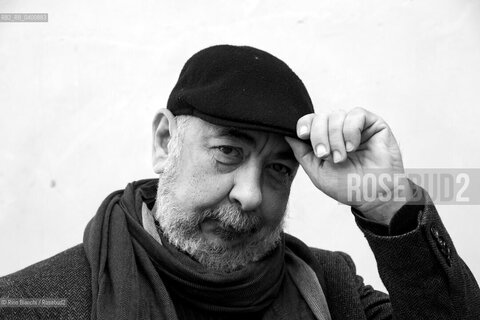 Rome May 6, 2019..Leonardo Padura, writer, essayist, journalist and screenwriter, awarded the Princess of Asturias Prize for Literature, photographed in Rome at Piazza Navona/Leonardo Padura, scrittore, saggista, giornalista e sceneggiatore, insignito del Premio Principessa delle Asturie per la letteratura, fotografato a Roma a Piazza Navona. ©Rino Bianchi/Rosebud2