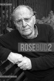 Rome February 15, 2017..Renzo Paris, poet and writer, photographed in Rome near the Villa Mercede library/Renzo Paris, poeta e scrittore, fotografato a Roma nei pressi della biblioteca di Villa Mercede.. ©Rino Bianchi/Rosebud2