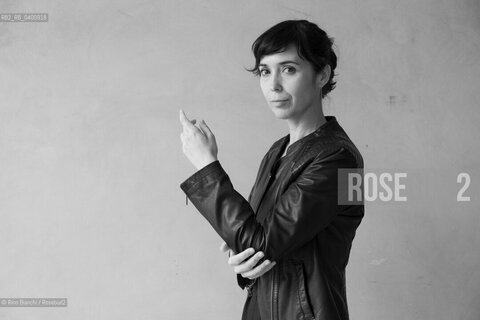 Rome May 7, 2019..Edurne Portela, writer and journalist, lived for a long time in the United States, where she received a doctorate in Hispanic Literatures from the University of North Carolina, photographed in Rome at Piazza Navona/Edurne Portela, scrittrice e giornalista, ha vissuto a lungo negli Stati Uniti, dove ha conseguito un dottorato in Letterature ispaniche presso la University of North Carolina, fotografata a Roma a Piazza Navona. ©Rino Bianchi/Rosebud2