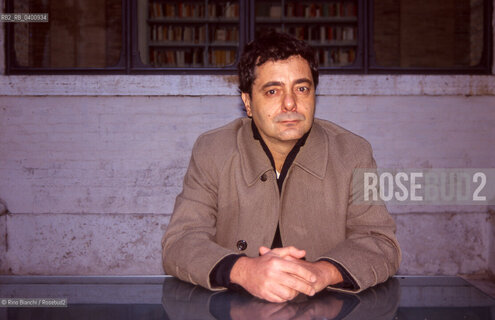 Rome November 3, 2008..Tommaso Pincio, the pseudonym of Marco Colapietro, writer, artist, and translator, goes beyond the simple Italianization of the name of the postmodern writer Thomas Pynchon and reveals geographical and sentimental connections with the Roman hill Pincio, as well as with Thomas the Apostle, photographed in the spaces of the Casa delle Letterature in Rome/Tommaso Pincio, pseudonimo di Marco Colapietro, scrittore, artista e traduttore, il suo pseudonimo va oltre la semplice italianizzazione del nome dello scrittore postmoderno Thomas Pynchon e rivela connessioni geografiche e sentimentali con il colle romano Pincio, oltreché con Tommaso apostolo, fotografato negli spazi della Casa delle Letterature di Roma. ©Rino Bianchi/Rosebud2