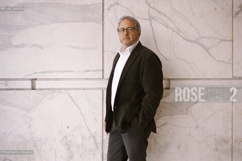 Rome December 8, 2008..Rome, December 8, 2008..Hector Abad Faciolince, writer and poet, photographed in Rome at the Palazzo dei Congressi in the EUR district/Hector Habad Faciolince, scrittore e poeta, fotografato a Roma negli spazi del Palazzo dei Congressi allEur. ©Rino Bianchi/Rosebud2