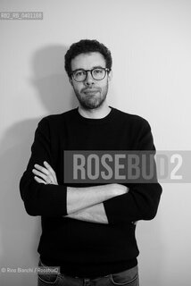 Milan December 18, 2025..Giulio Passerini, essayist, editor, and author, works in communications and the Intramontabili series for Edizioni E/O. He writes about graphics for Panorama.it, innovation and publishing for Ho un libro in testa, and covers covers on his blog Whos the reader. He edited Giuseppe Bonuras Racconti del giorno e della notte for Hacca/Giulio Passerini, saggista, edtor e autore, si occupa di comunicazione e della collana degli Intramontabili per le Edizioni E/O, scrive di grafica per Panorama.it, di innovazione ed editoria per Ho un libro in testa e di copertine sul suo blog Who’s the reader. Ha curato per Hacca i Racconti del giorno e della notte di Giuseppe Bonura. ©Rino Bianchi/Rosebud2