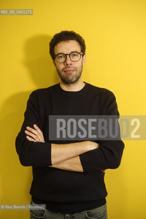 Milan December 18, 2025..Giulio Passerini, essayist, editor, and author, works in communications and the Intramontabili series for Edizioni E/O. He writes about graphics for Panorama.it, innovation and publishing for Ho un libro in testa, and covers covers on his blog Whos the reader. He edited Giuseppe Bonuras Racconti del giorno e della notte for Hacca/Giulio Passerini, saggista, edtor e autore, si occupa di comunicazione e della collana degli Intramontabili per le Edizioni E/O, scrive di grafica per Panorama.it, di innovazione ed editoria per Ho un libro in testa e di copertine sul suo blog Who’s the reader. Ha curato per Hacca i Racconti del giorno e della notte di Giuseppe Bonura. ©Rino Bianchi/Rosebud2
