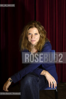 Turin February 3, 2026..Susanna Nicchiarelli, director, screenwriter, and actress, has written and directed five feature films: Cosmonauta, La scoperta dell’alba, Nico, 1988, Miss Marx, and Chiara, photographed in Turin at the Circolo dei lettori/Susanna Nicchiarelli regista, sceneggiatrice, attrice, ha scritto e diretto cinque lungometraggi: Cosmonauta, La scoperta dell’alba, Nico, 1988, Miss Marx  e Chiara, fotografata a Torino negli ambienti del Circolo dei lettori. ©Rino Bianchi/Rosebud2