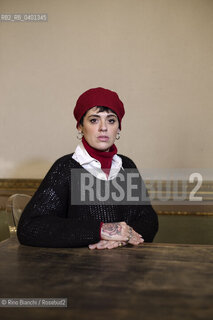 Turin January 31,  2026..Giulia Muscatelli, writer, author, collaborates with various publications, teacher at the Holden School, photographed in Turin at the Circolo dei lettori during the Festival Francesissimo/Giulia Muscatelli, scrittrice, autrice, collabora con diverse testate, docente della Scuola Holden, fotografata a Torino negli ambienti del Circolo dei lettori durante il Festival Francesissimo. ©Rino Bianchi/Rosebud2