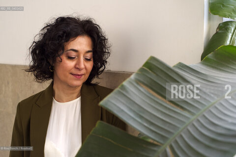 Rome March 21, 2026..Ece Temelkuran is a Turkish journalist, writer, and activist. She was a columnist for Milliyet and Habertürk, but was fired from the latter after writing articles critical of the government, particularly on the massacre of Kurds on the Turkish-Iraqi border in December 2011. Considered Turkeys most read political columnist, she has twice been ranked among the ten most influential people on social media, photographed near Piazza Euclide in Rome/Ece Temelkuran giornalista, scrittrice e attivista turca. E stata editorialista per Milliyet e Habertürk, ed è stata licenziata da questo dopo aver scritto articoli critici nei confronti del governo, in particolare sul massacro di curdi al confine tra Turchia e Iraq del dicembre 2011. Considerata editorialista politico più letto della Turchia ed è stata classificata due volte tra le dieci persone più influenti dei social media, fotografata a Roma nei pressi di Piazza Euclide. ©Rino Bianchi/Rosebud2