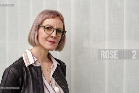 Rome March 22, 2026..Jana Karšaiová, an actress, author, and writer of Slovakian origin, began teaching herself Italian in 2002 and made her narrative debut with the novel Divorzio di Velluto photographed in Rome at the Auditorium Parco della Musica/Jana Karšaiová, attrice, autrice e scrittrice di origine slovacca,  ha iniziato a imparare l’italiano da autodidatta nel 2002 e il suo esordio narrativo è con il romanzo Divorzio di velluto, fotografata a Roma negli spazi dellAuditorium Parco della Musica. ©Rino Bianchi/Rosebud2