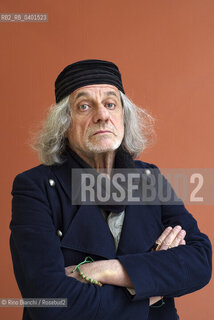 Rome March 22, 2026..Alessandro Bergonzoni, comedian, cabaret artist, playwright, writer, humorist, actor, visual artist, and lyricist, photographed in Rome at the Auditorium Parco della Musica/Alessandro Bergonzoni comico, cabarettista, drammaturgo, scrittore, umorista, attore, artista visivo e paroliere, fotografato a Roma negli spazi dellAuditorium Parco della Musica. ©Rino Bianchi/Rosebud2