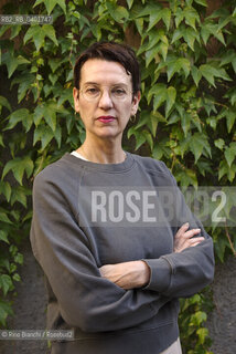 Milan May 19, 2026..Alessandra Carati, writer, editor, and screenwriter, photographed in Milan on Via privata della Braida/Alessandra Carati, scrittrice, editor e sceneggiatrice, fotografata a Milano in Via privata della Braida. ©Rino Bianchi/Rosebud2