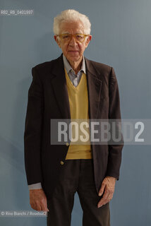 Turin May 15, 2026..Pietro Giubilo, a DC politician, councilor, and mayor of Rome from 1988 to 1989, nicknamed the monk for his lanky appearance and Franciscan habits, photographed in Turin in the Lingotto area/Pietro Giubilo politico DC, consigliere, assessore e  sindaco di Roma dal 1988 al 1989, soprannominato il monaco per laspetto allampanato e per le abitudini francescane, fotografato a Torino negli ambienti del Lingotto. ©Rino Bianchi/Rosebud2