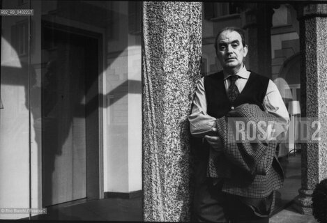 Milano 12 aprile 1995..Silvio Riolfo Marengo, critico letterario e saggista, ritratto a Milano.. ©Rino Bianchi/Rosebud2