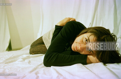 Roma 5 gennaio 2003..Daniela Perego, artista, ritratta nel suo studio di via degli Ausoni n.18.. ©Rino Bianchi/Rosebud2