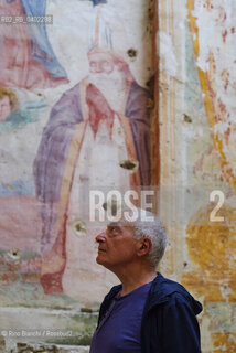 Mompeo(RI) August 24, 2026..Renato Giordano, theater director, actor, musician, and doctor, photographed inside the rural church of SantEgidio in Mompeo/Renato Giordano regista teatrale, attore, musicista e medico, fotografato allinterno della chiesa rurale di SantEgidio a Mompeo. ©Rino Bianchi/Rosebud2