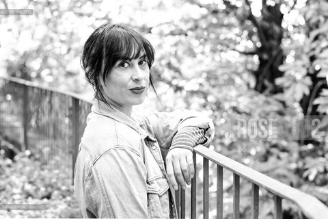 Biella Sepember 26, 2026..Olga Campofreda, a writer and essayist, works as a researcher in Italian and Cultural Studies in London and coaches fencing for the English national Under-20 team; she is pictured here in Biella, in the park of Palazzo Gromo Losa, during the Contemporanea Festival/Olga Campofreda scrittrice e saggista,  lavora come ricercatrice in Italian e Cultural studies a Londra ed insegna scherma per la nazionale inglese Under 20, fotografata a Biella nel parco di Palazzo Gromo Losa durante il Festival Contemporanea. ©Rino Bianchi/Rosebud2