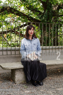 Biella Sepember 26, 2026..Olga Campofreda, a writer and essayist, works as a researcher in Italian and Cultural Studies in London and coaches fencing for the English national Under-20 team; she is pictured here in Biella, in the park of Palazzo Gromo Losa, during the Contemporanea Festival/Olga Campofreda scrittrice e saggista,  lavora come ricercatrice in Italian e Cultural studies a Londra ed insegna scherma per la nazionale inglese Under 20, fotografata a Biella nel parco di Palazzo Gromo Losa durante il Festival Contemporanea. ©Rino Bianchi/Rosebud2