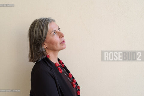 Biella September 27. 2026..Domitilla Dardi, storica e curatrice di design, curatrice per il design del MAXXI di Roma dal 2007 al 2023, docente nei corsi triennali e nei Master allo IED di Roma è stata visiting professor in diverse istituzioni, tra cui lUniversidad de Navarra a Pamplona, ​​lAccademia Abadir a Catania e il MADE Program di Siracusa, co-fondatrice e curatrice della fiera del design dautore EDIT Napoli, fotografata a Biella negli spazi del palazzo Gromo Losa in occasione di Contemporanea/Domitilla Dardi, storica e curatrice di design,  curatrice per il design del MAXXI di Roma dal 2007 al 2023, docente nei corsi triennali e nei Master allo IED di Roma  è stata visiting professor in diverse istituzioni, tra cui lUniversidad de Navarra a Pamplona, lAccademia Abadir a Catania e il MADE Program di Siracusa, co-fondatrice e curatrice della fiera del design dautore EDIT Napoli, fotografata a Biella negli spazi del palazzo Gromo Losa in occasione di Contemporanea. ©Rino Bianchi/Rosebud2