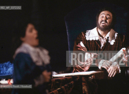 Luciano Pavarotti in Ballo in maschera, cantante, lirica, ritratto 1987, Firenze, Italia / Luciano Pavarotti in  Ballo in maschera, singer, lirica, potrait 1987, Florence, Italy. ©Massimo Perelli/Rosebud2